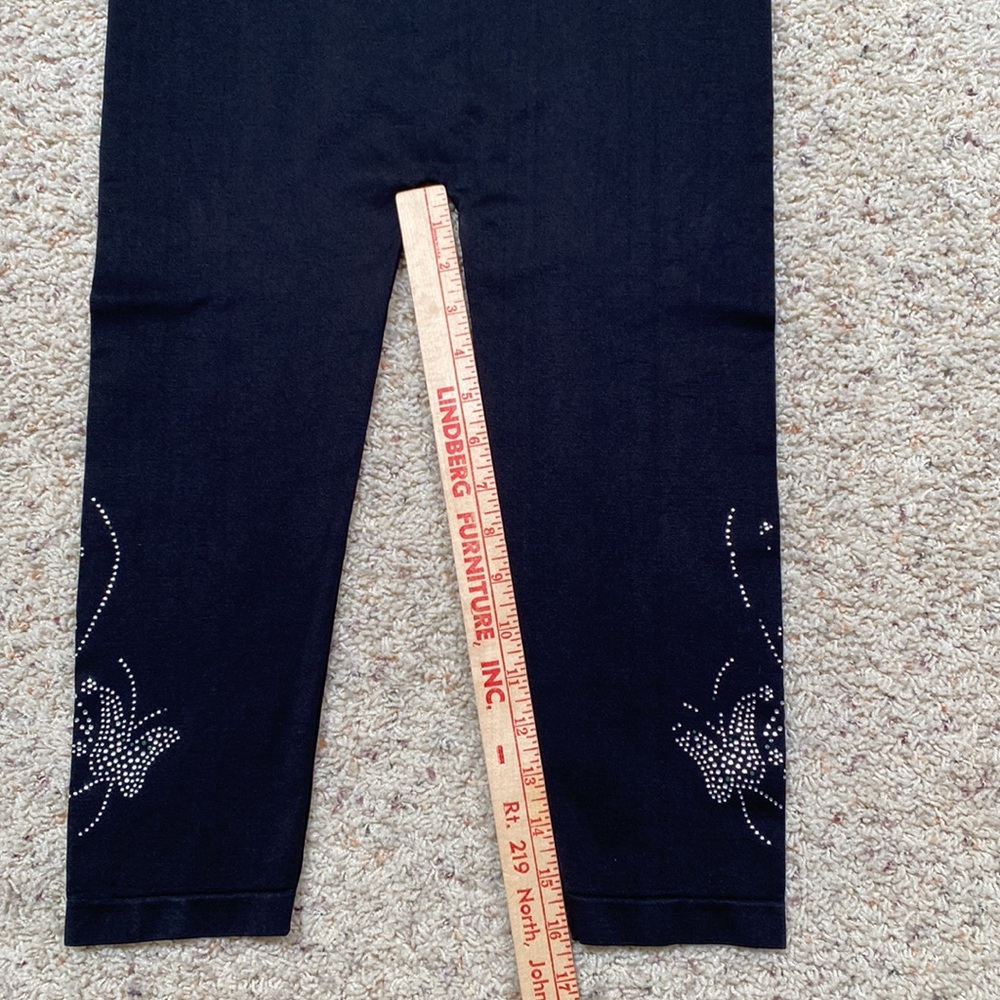 Women’s Large black Soho Lady yoga/stretchy bling capris. - Picture 3 of 10